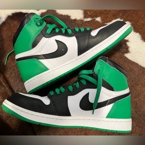 Jordan 1 Men size 10.5 Retro Celtics